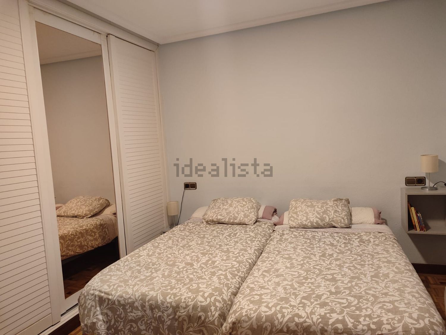 Pis de 75 m² a Oviedo