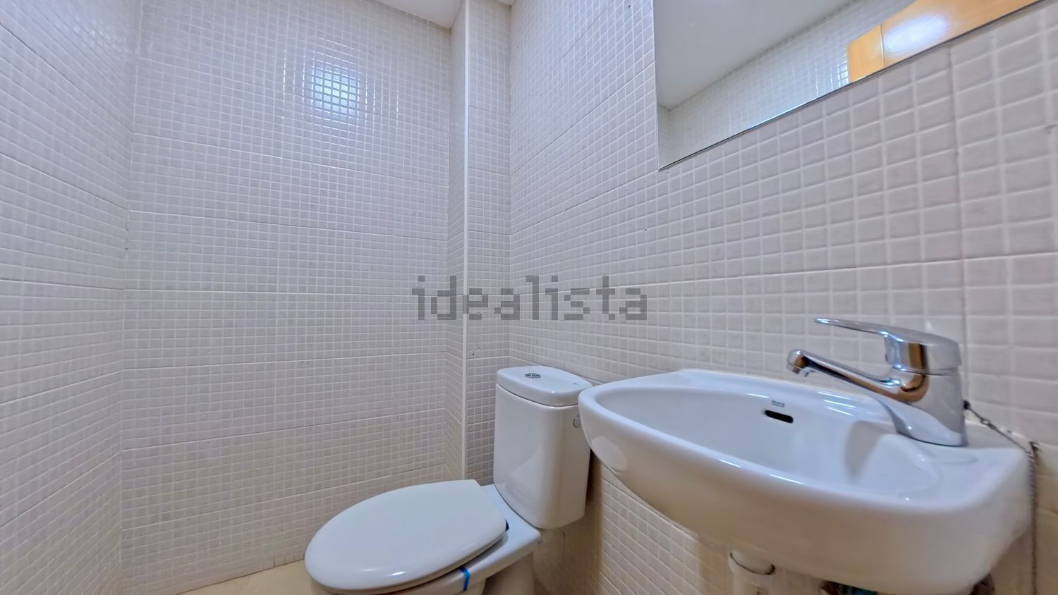 Habitació de lloguer, Alovera