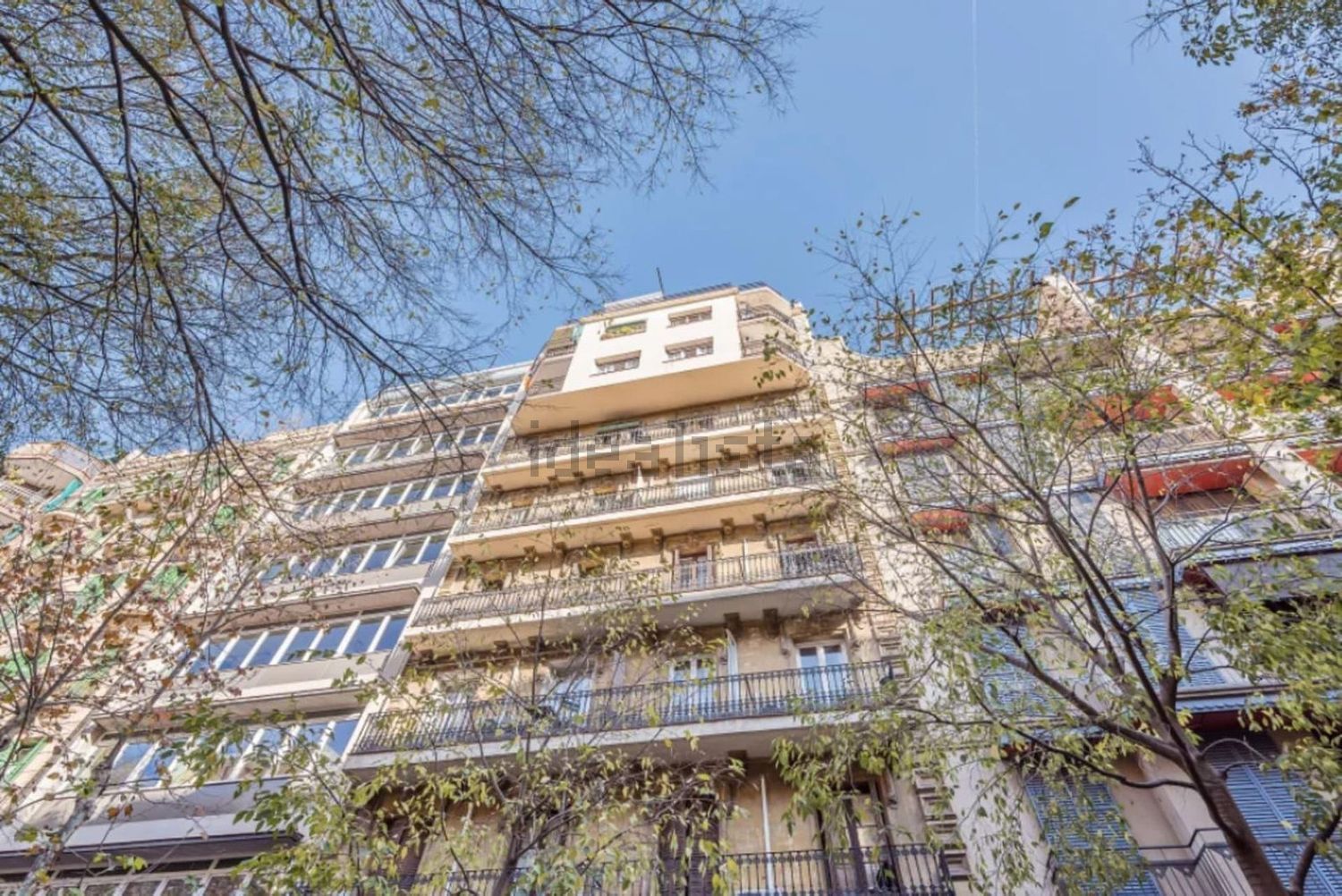 Квартира 55 м² в Барселоне