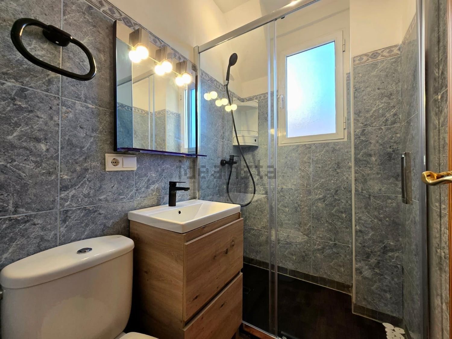 Piso de 57 m² en Petrer
