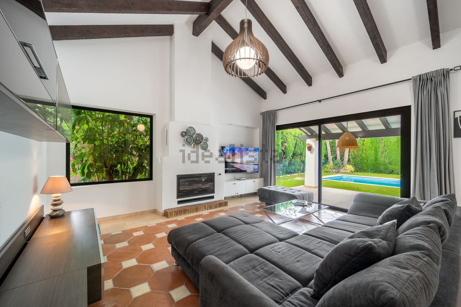 Casa 411 m² a Estepona