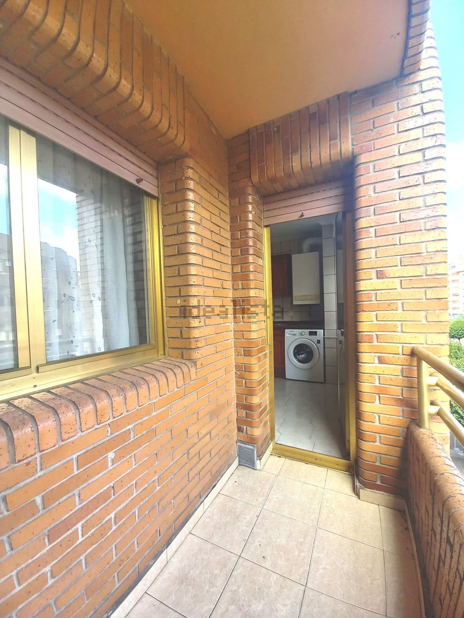 Piso de 100 m² en Castrillón