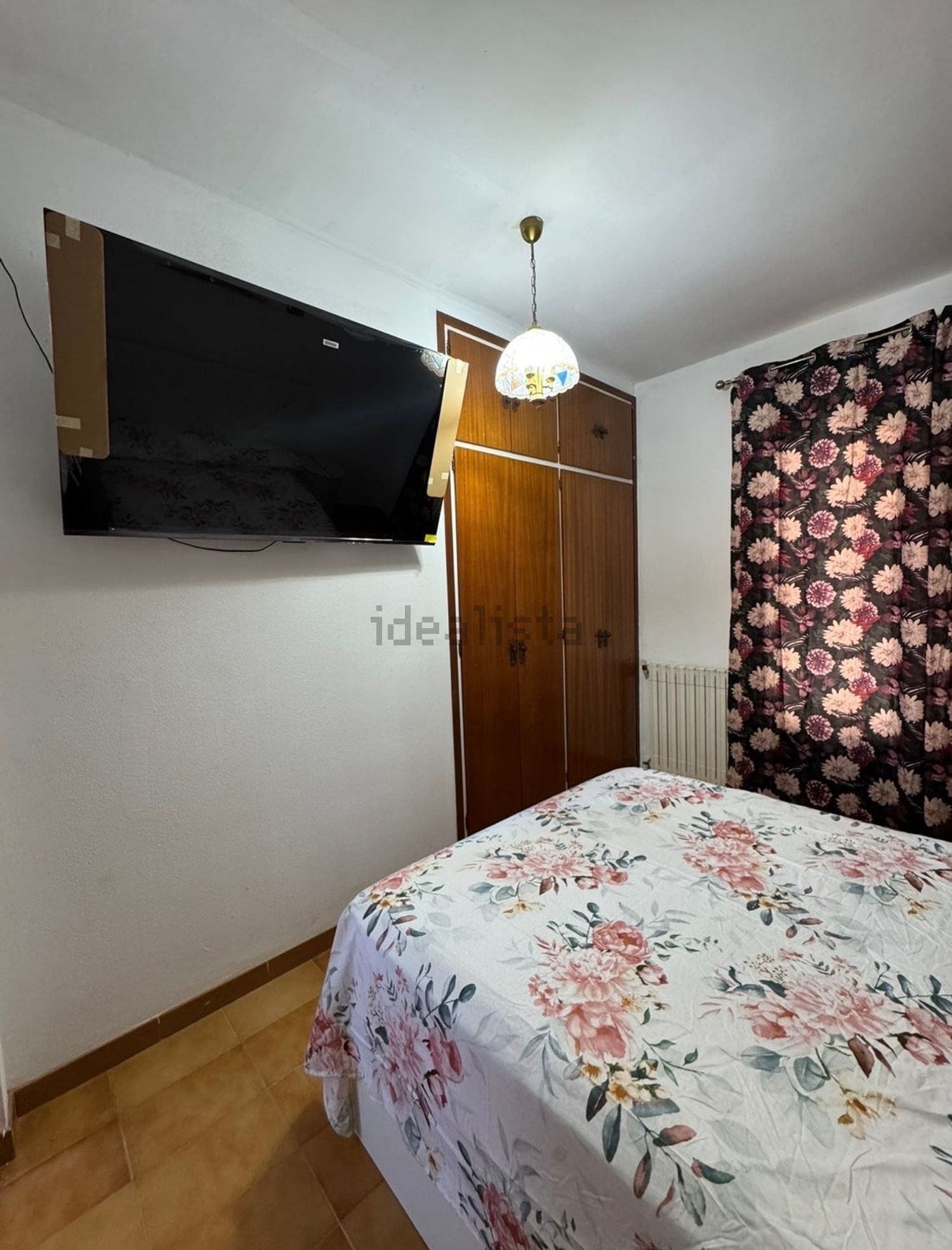 Chambre à louer, Llagostera