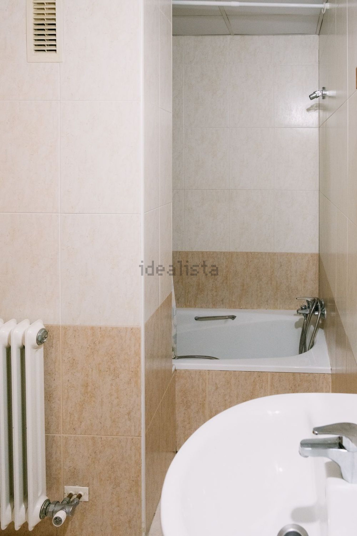 Room for rent, Zaragoza