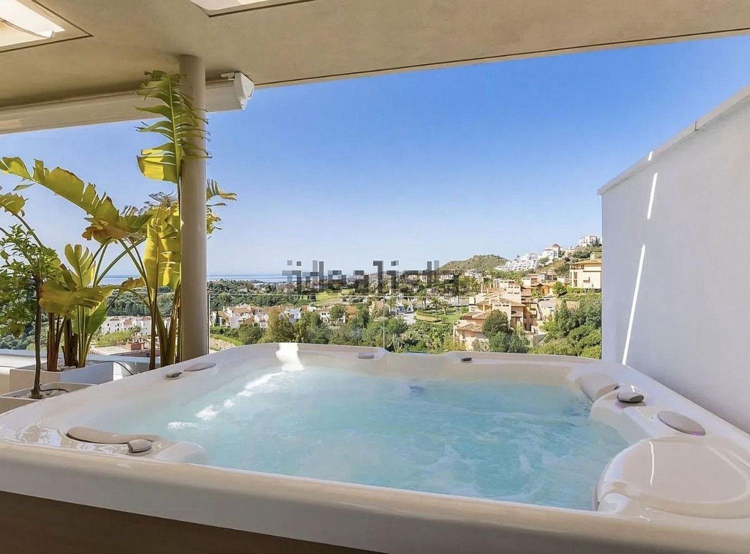 Piso de 200 m² en Benahavís