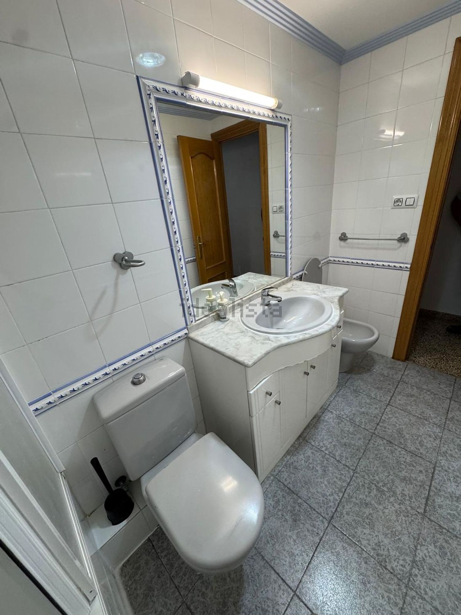 Habitació de lloguer, Llíria
