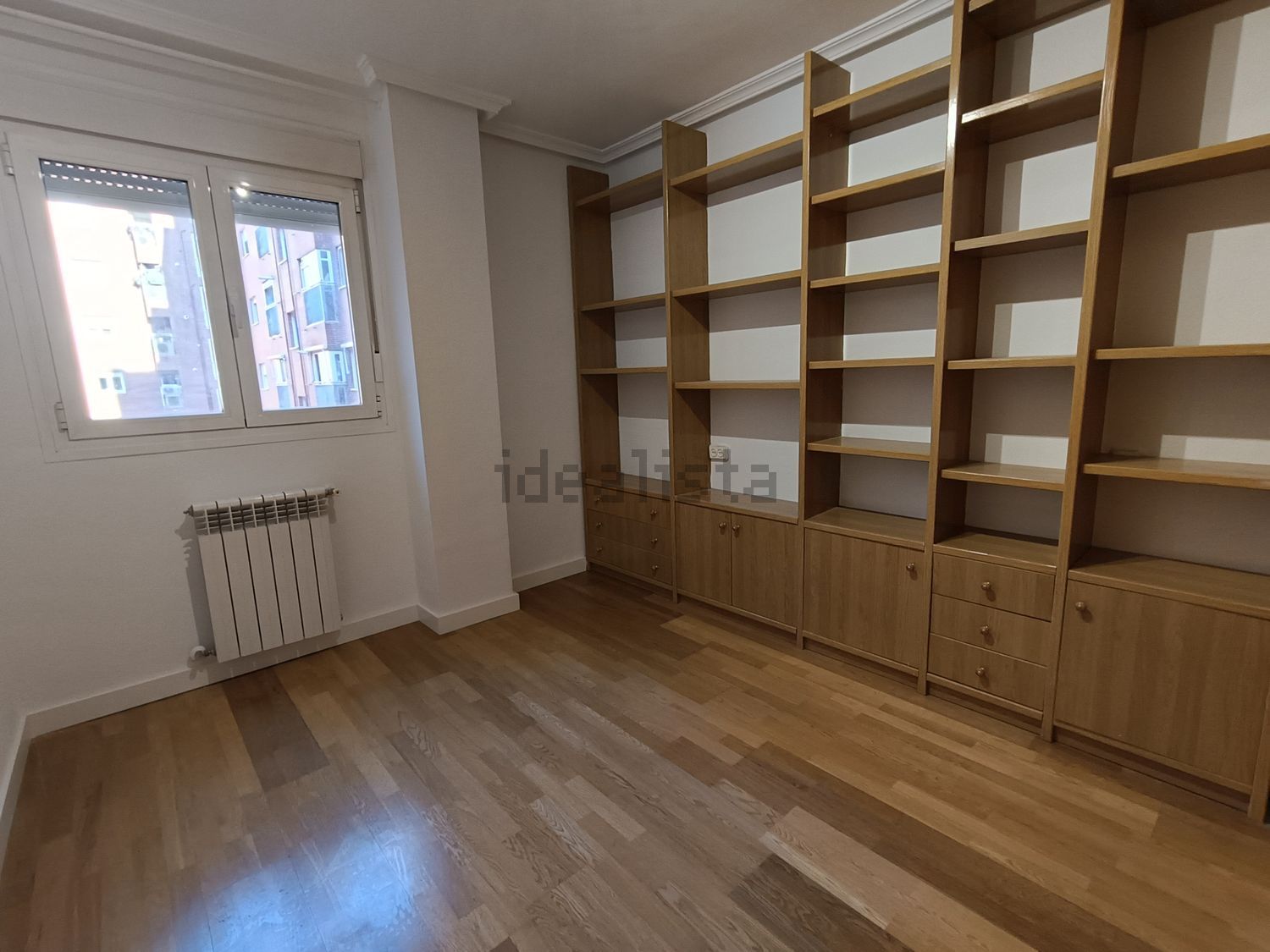 Flat 100 m² in Madrid