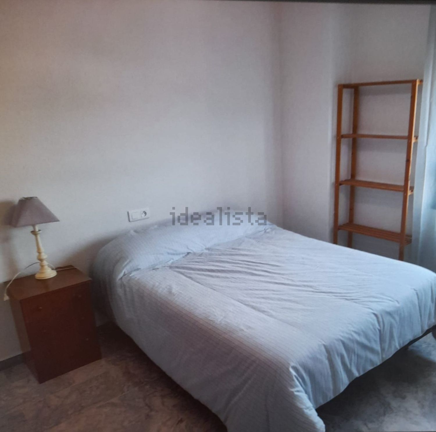 Chambre à louer, Cáceres