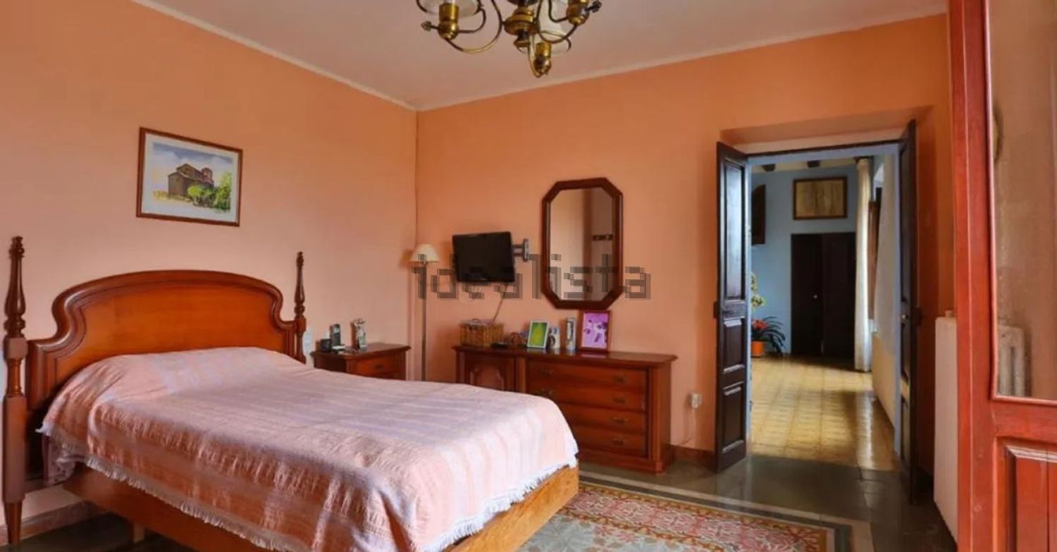 Casa de 450 m² a Sant Pere Sallavinera