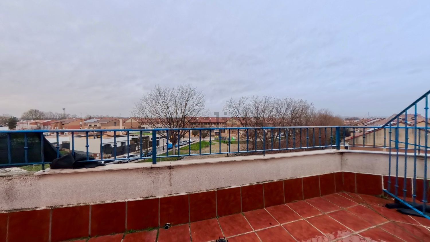 Habitació de lloguer, Alovera