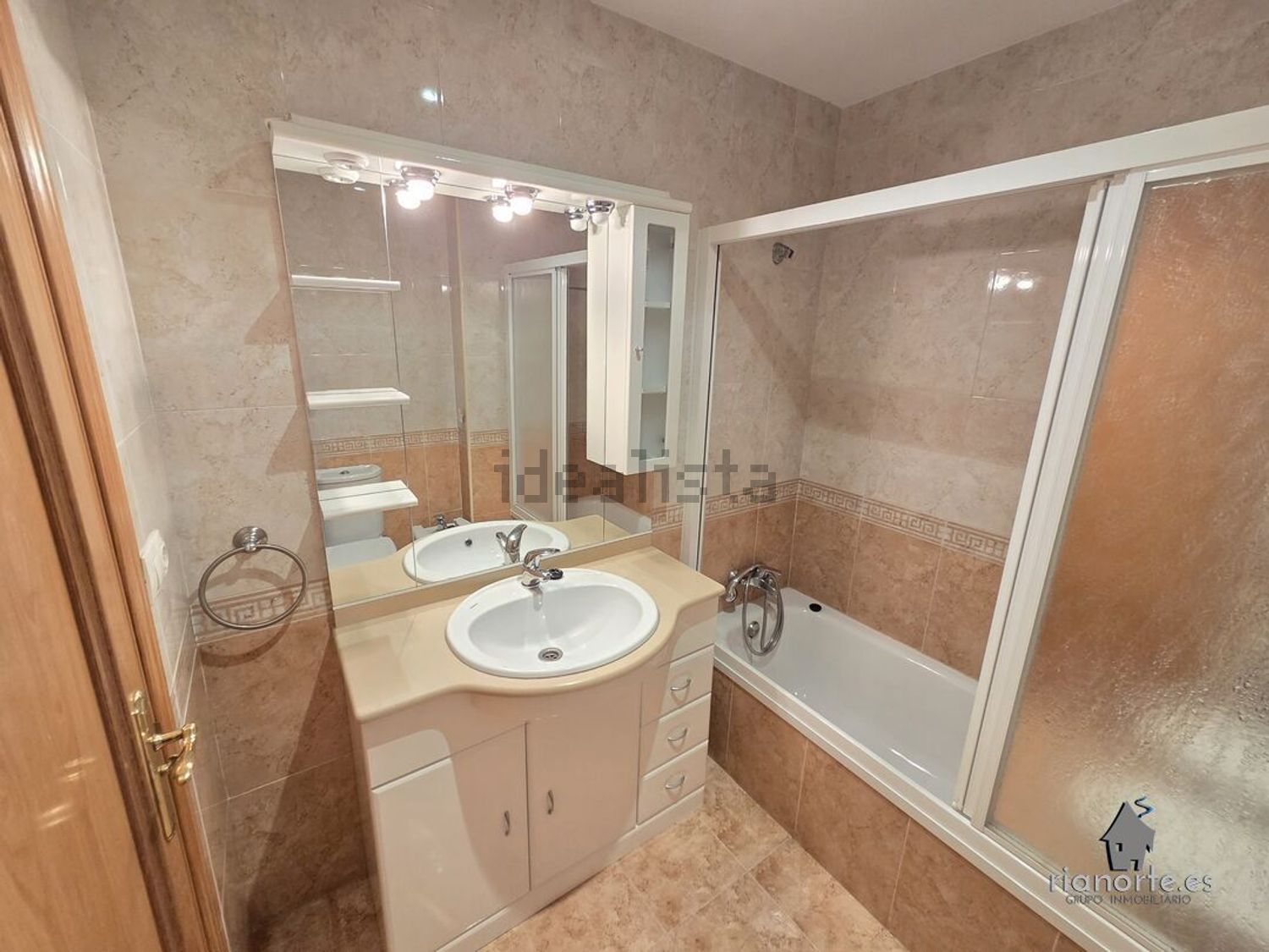 Pis de 81 m² a Avilés