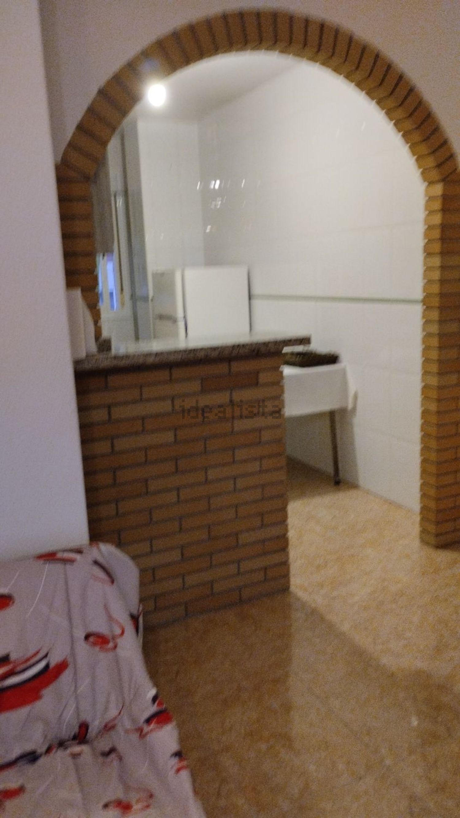 Piso de 70 m² en Adra