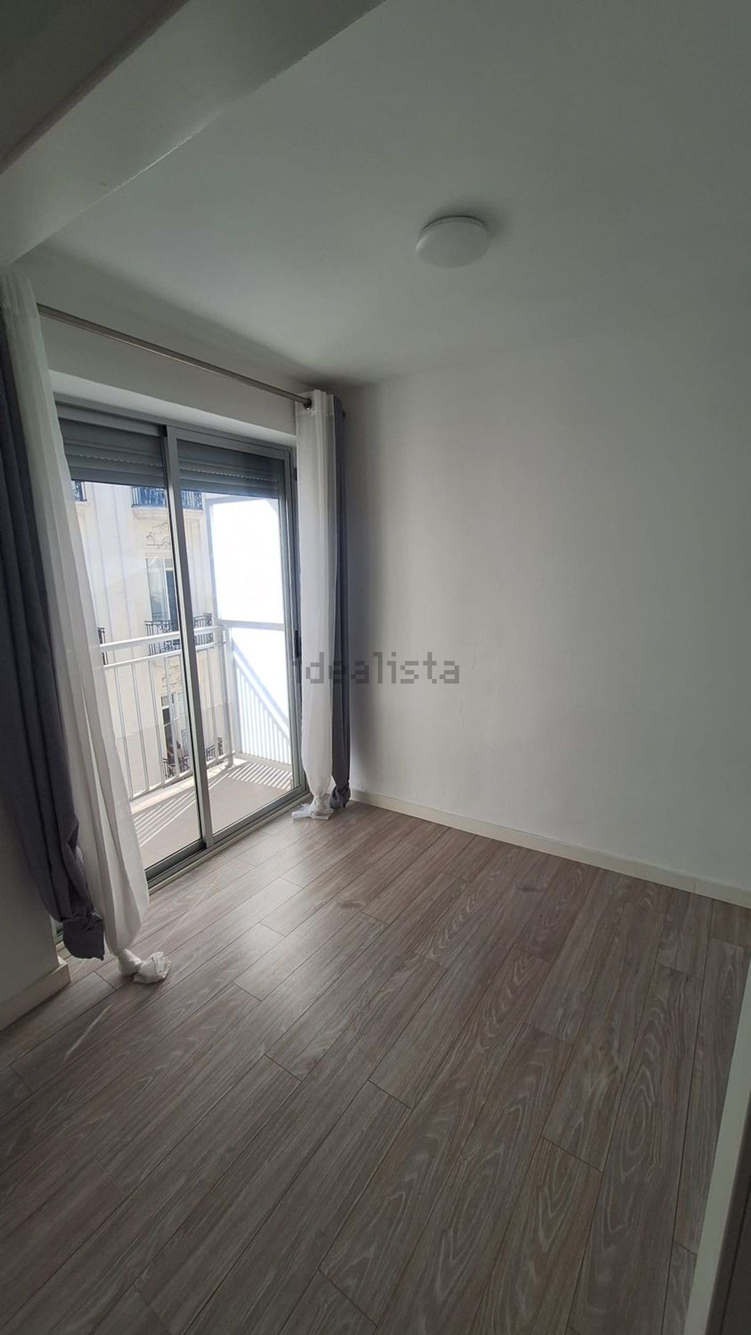 Pis de 64 m² a València