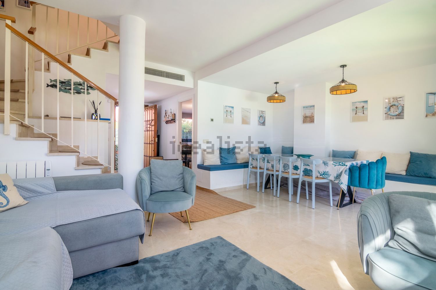 Casa de 250 m² en Estepona