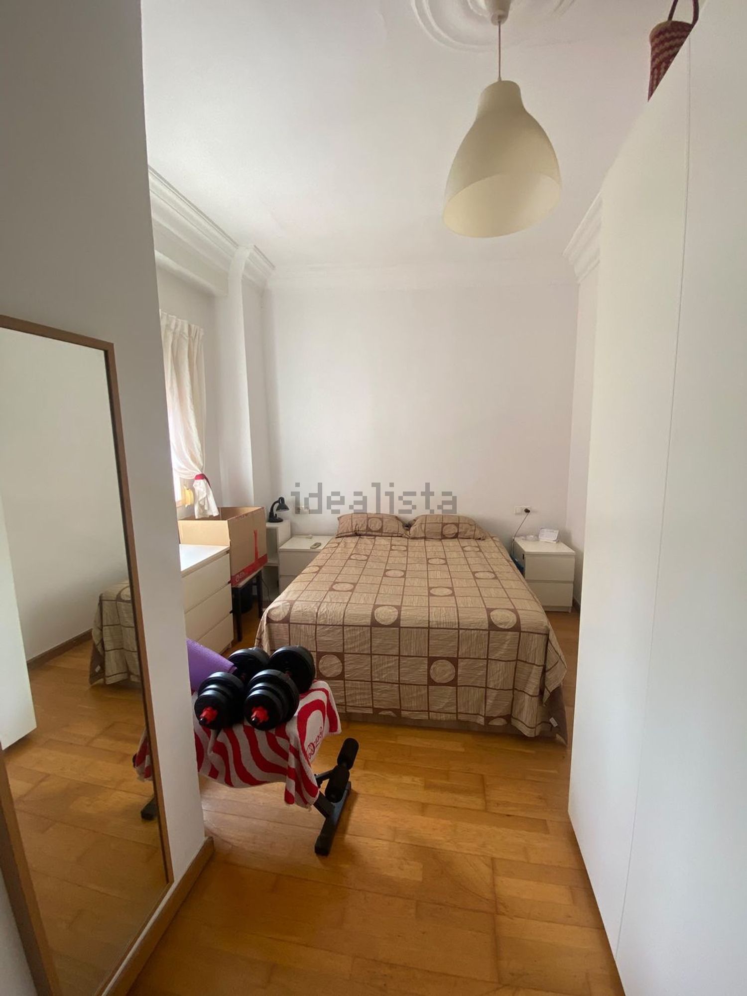 Pis de 80 m² a València