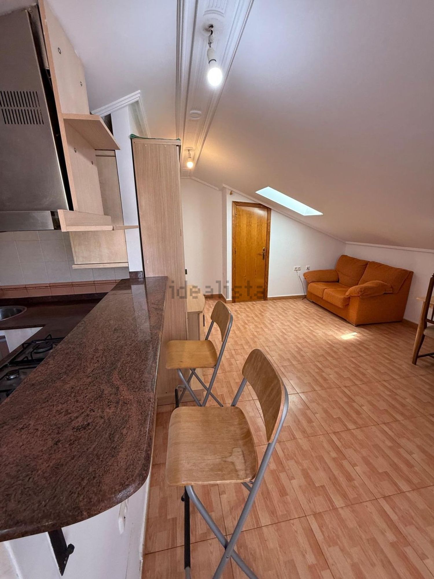Piso de 75 m² en Totana