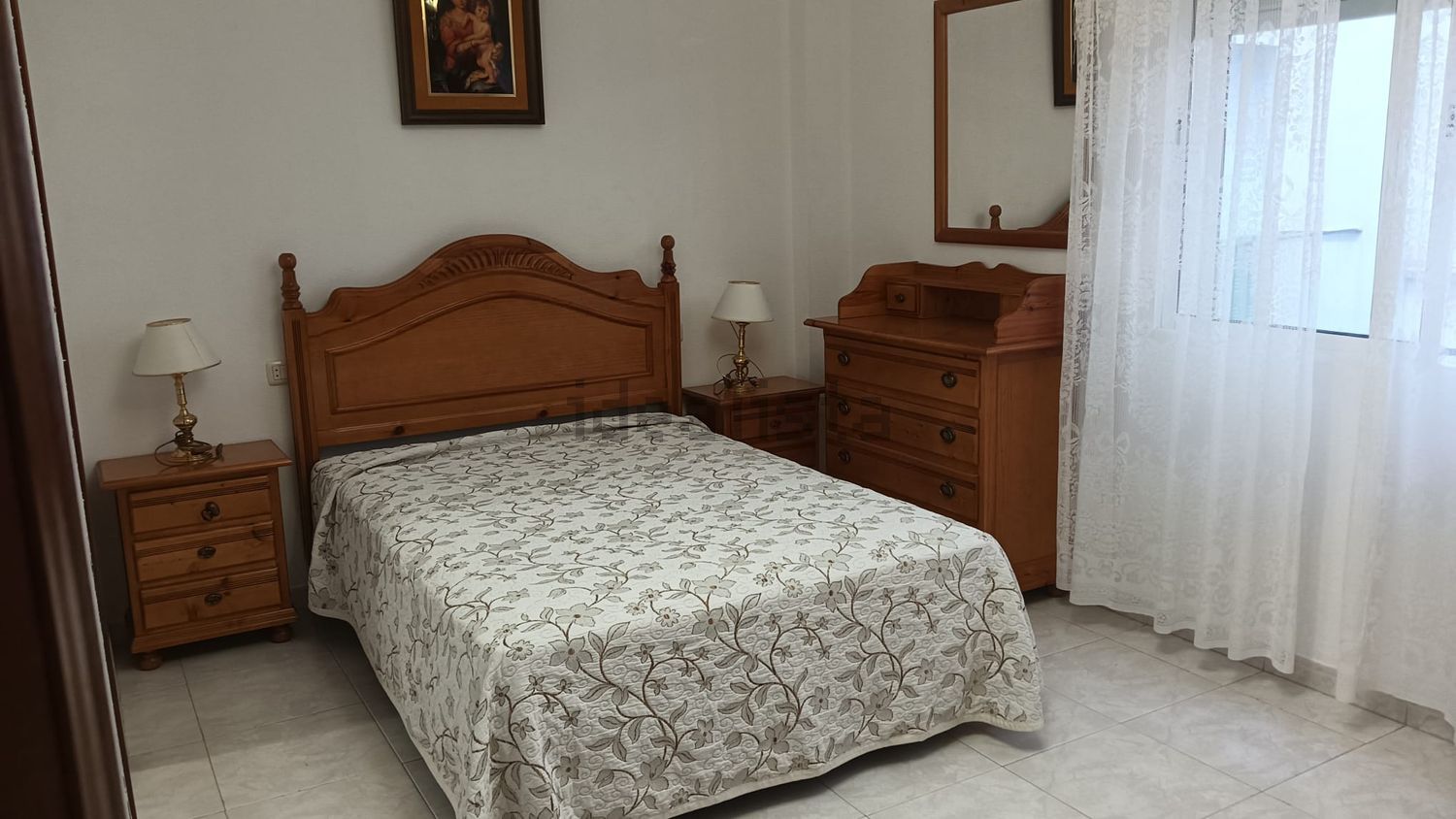 Piso de 100 m² en Baños de Montemayor