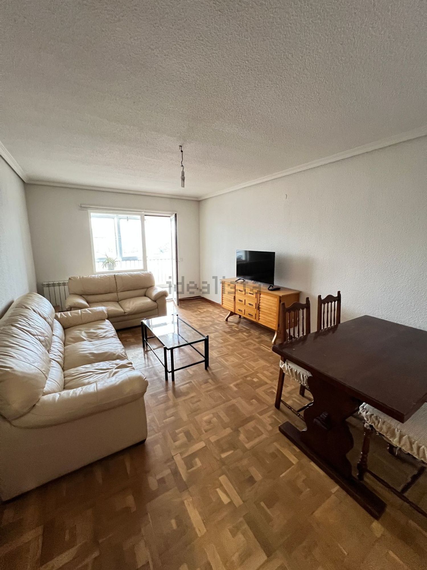 Pis de 110 m² a Àvila