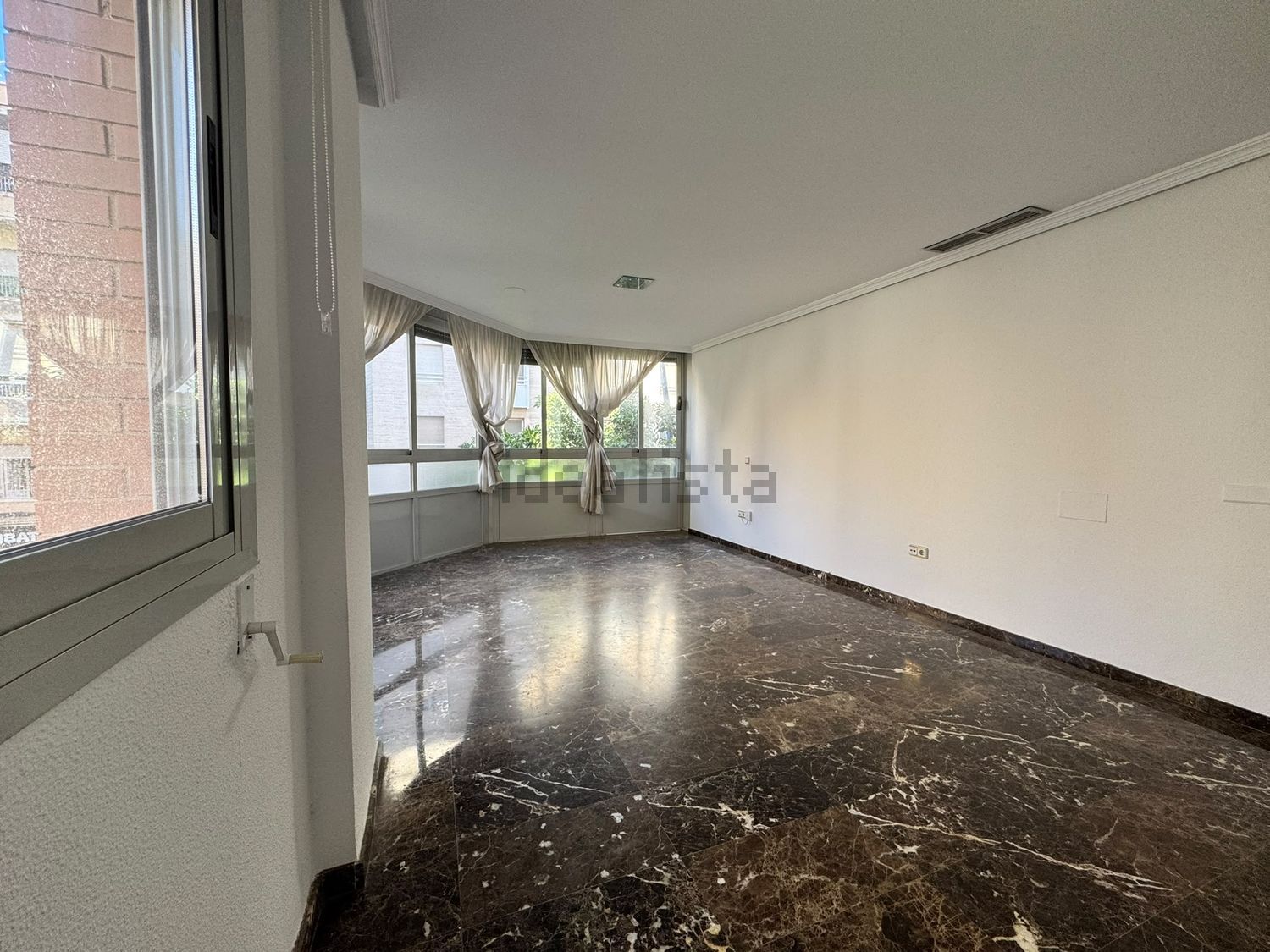 Pis de 122 m² a Almeria