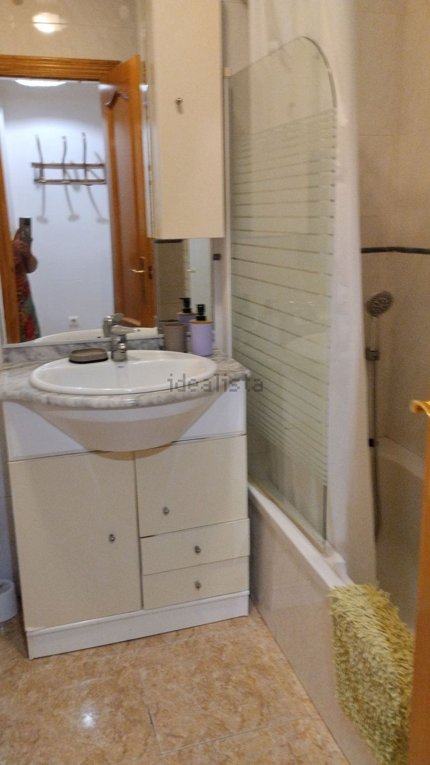 Piso de 70 m² en Adra