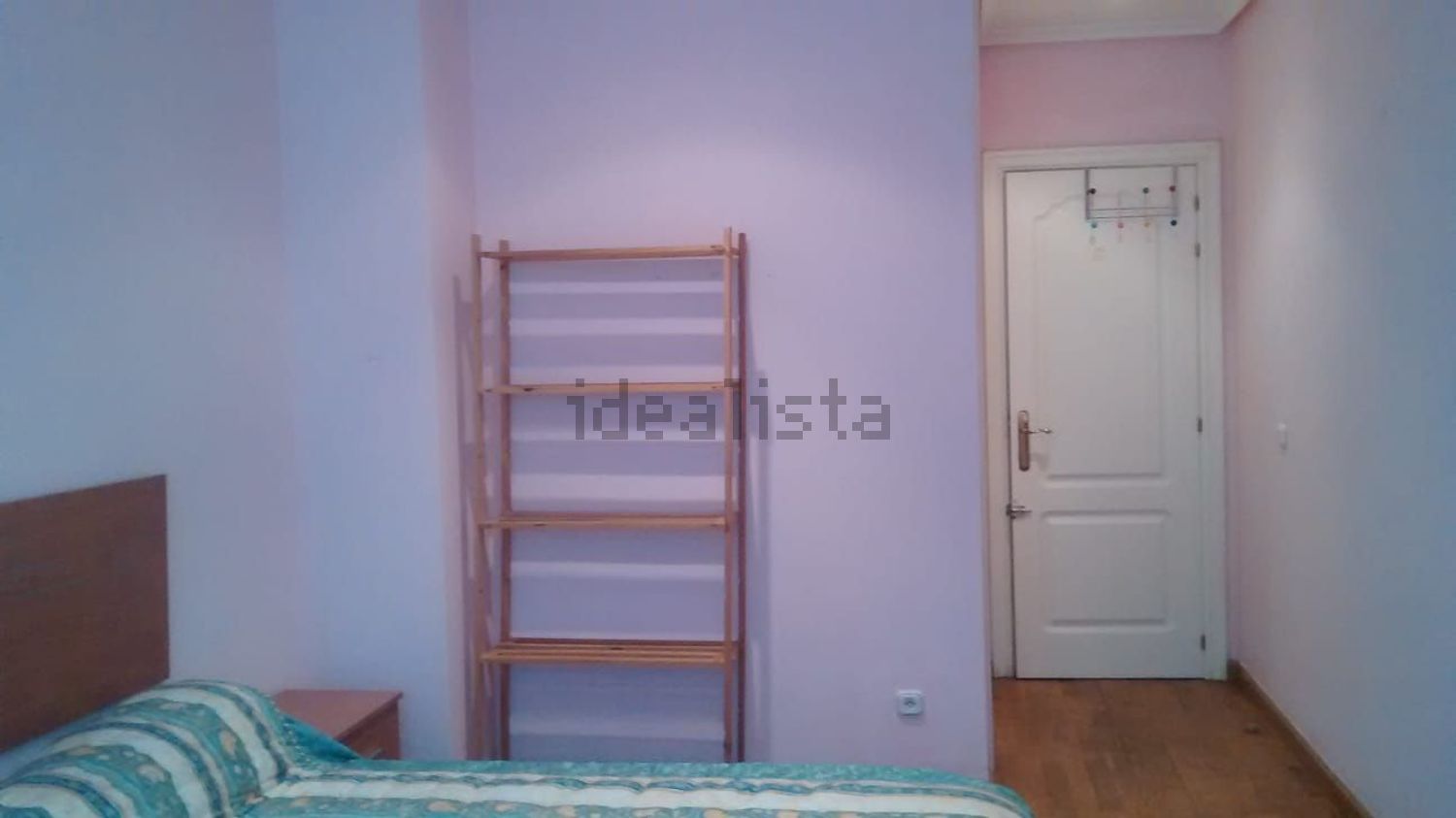 Habitació de lloguer, Lleó