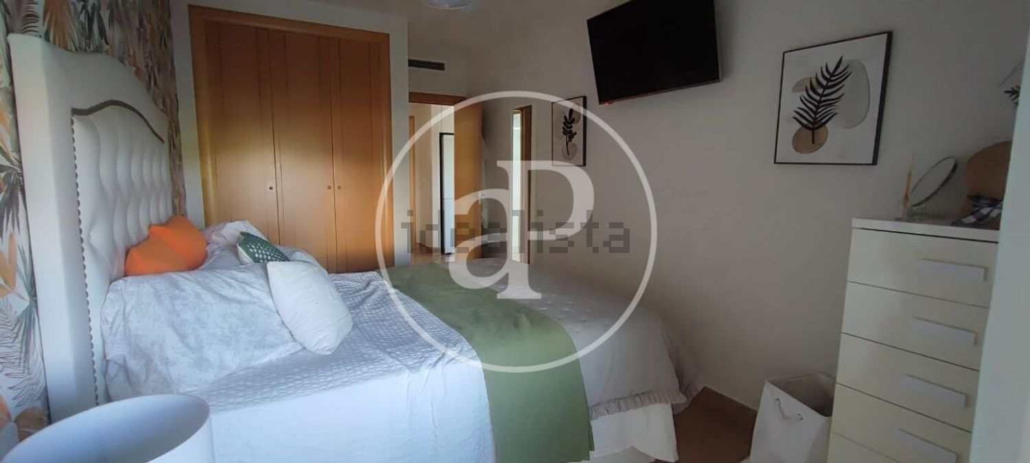 Piso de 70 m² en Oliva