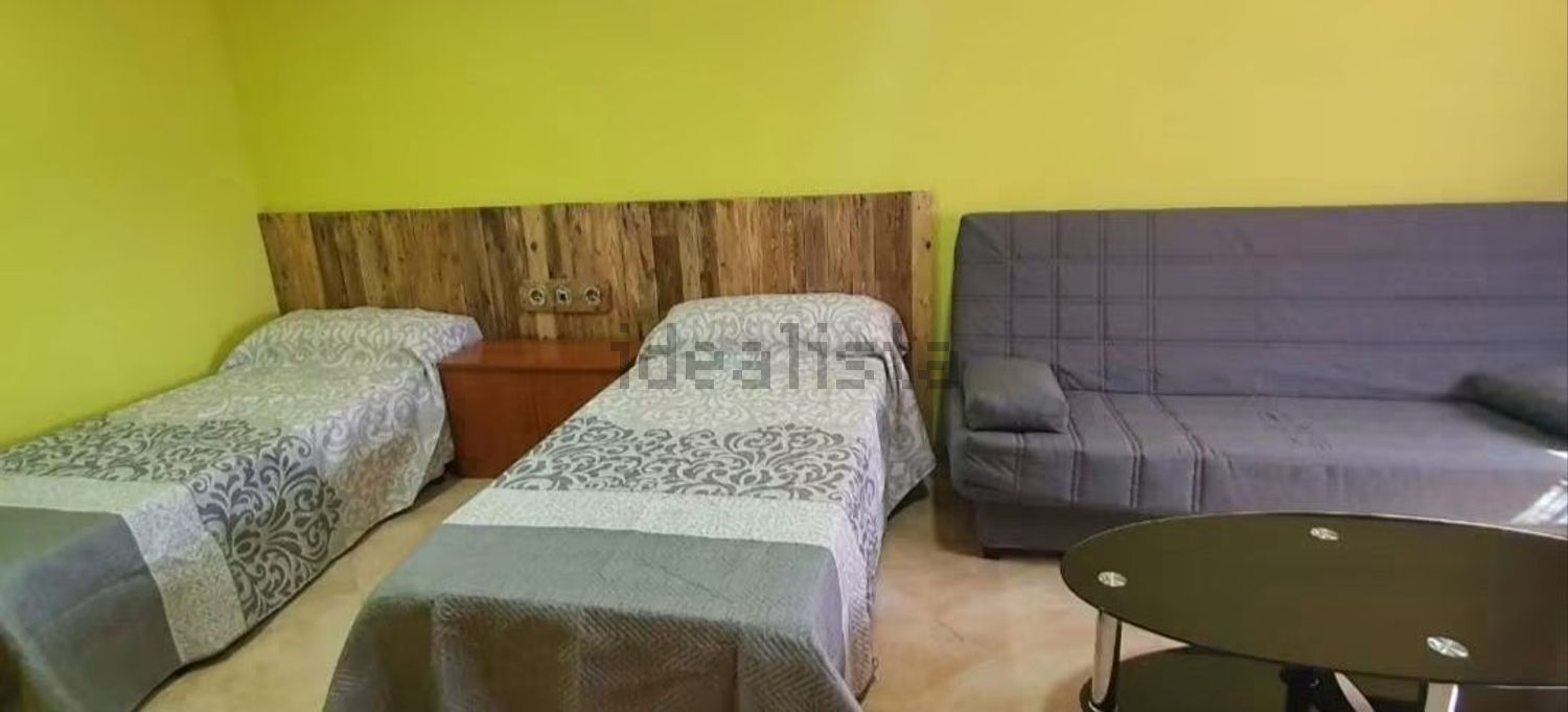 Habitació de lloguer, Cortes de Baza