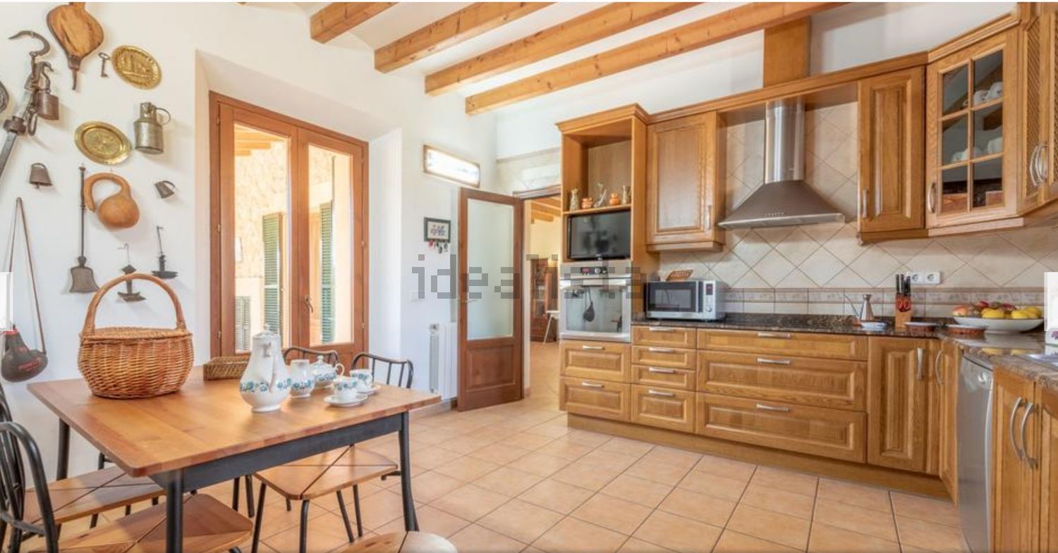 Casa 350 m² a Consell