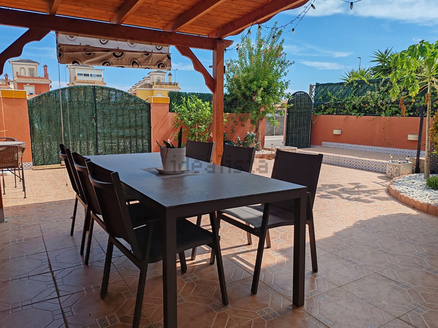 Casa de 95 m² a Los Montesinos