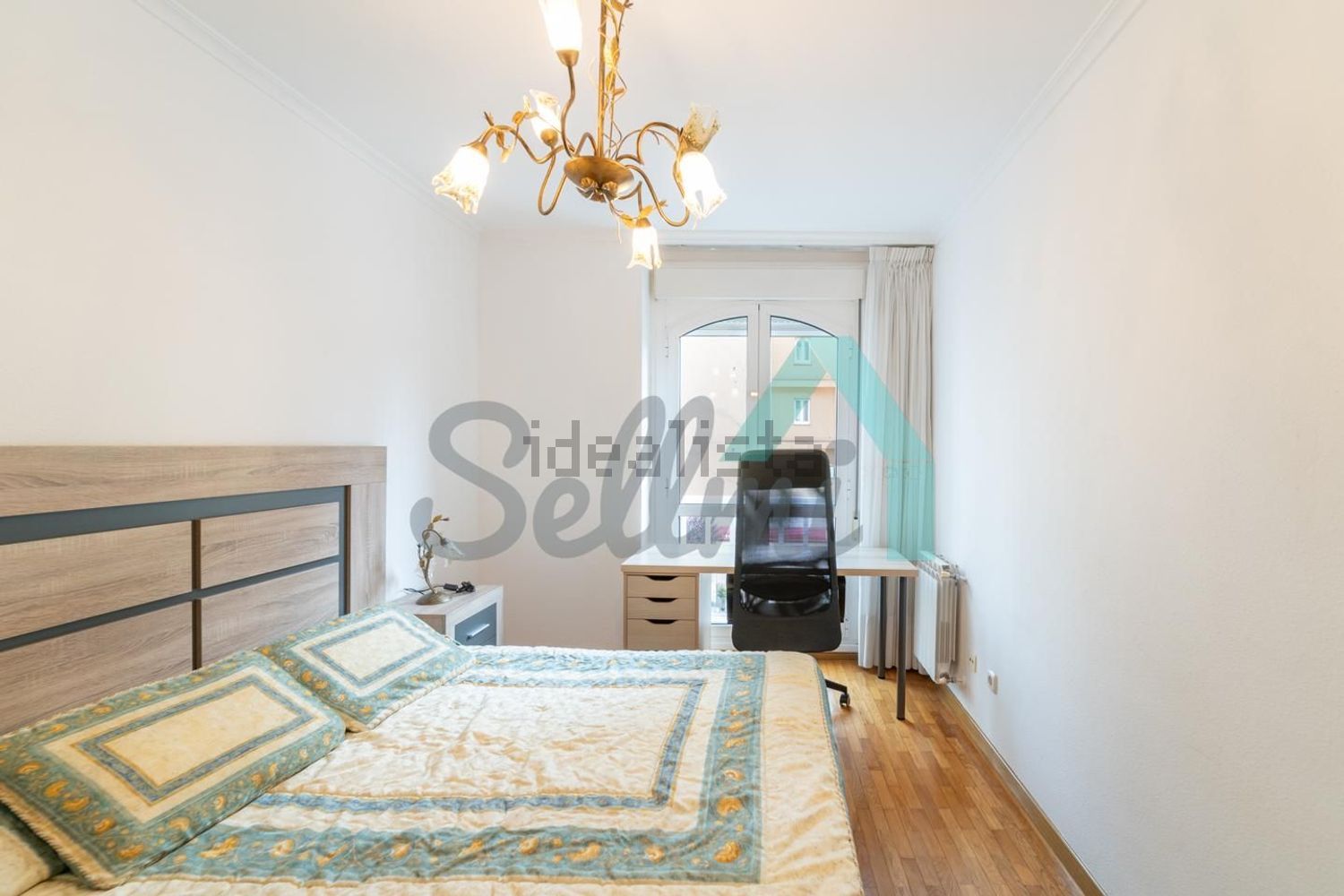 Pis de 75 m² a Oviedo