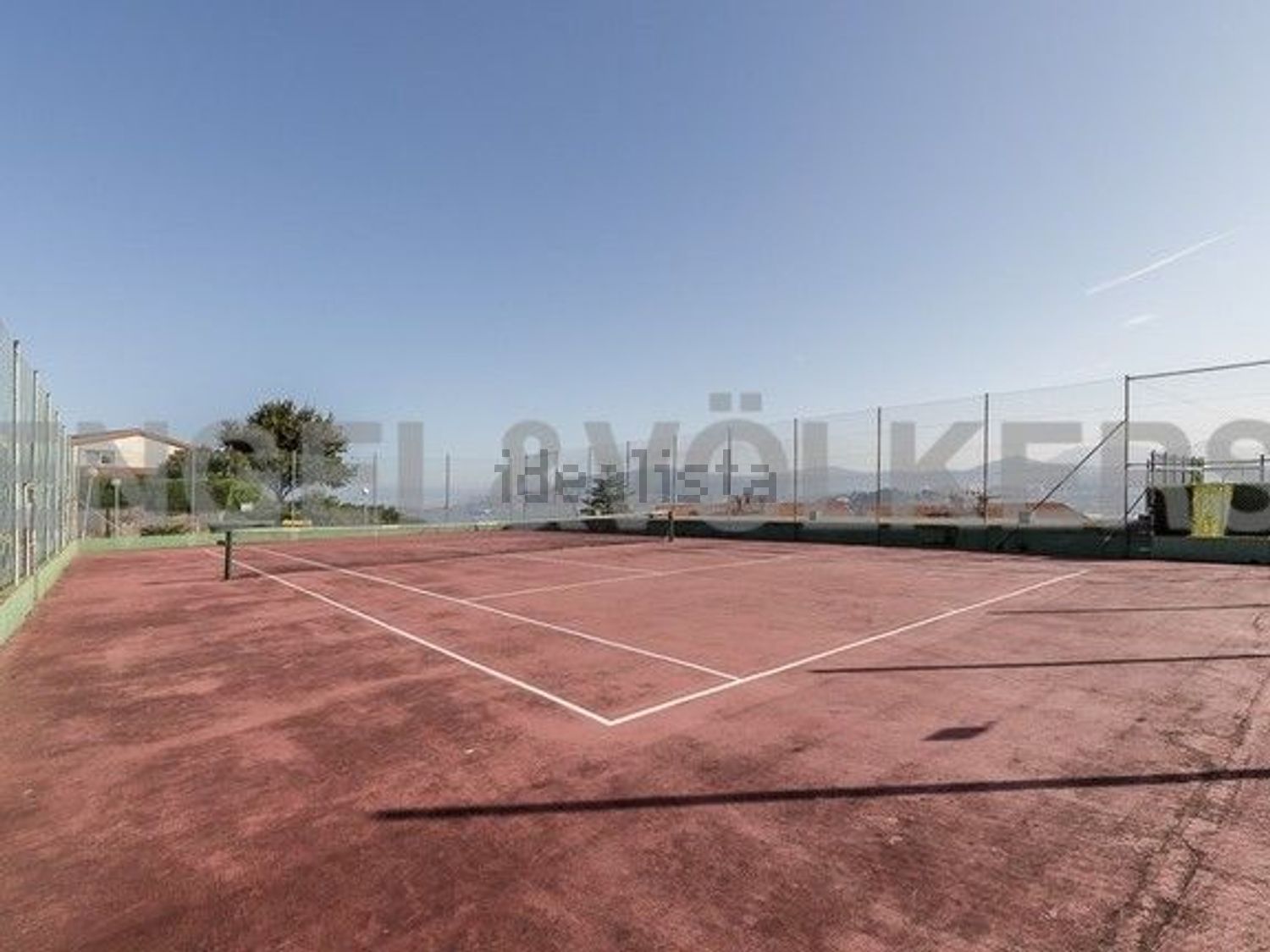 House 300 m² in Baiona