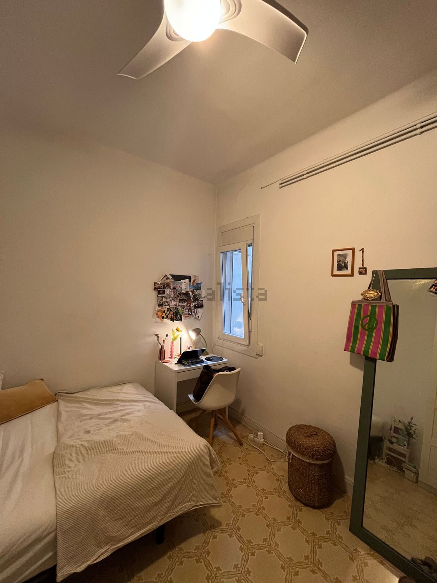 Room for rent, Barcelona