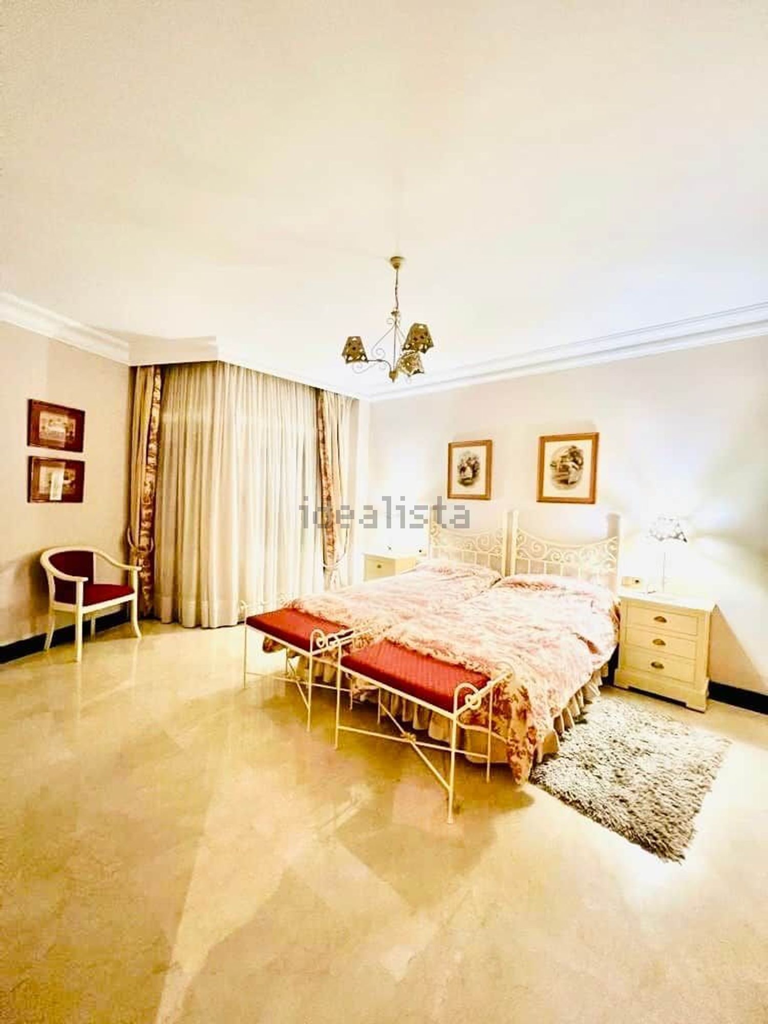 Casa de 450 m² en Salar