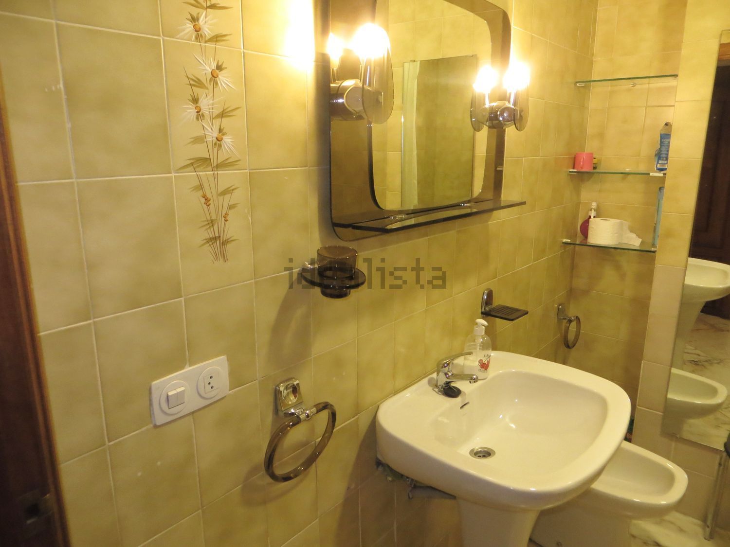 Room for rent, Seville