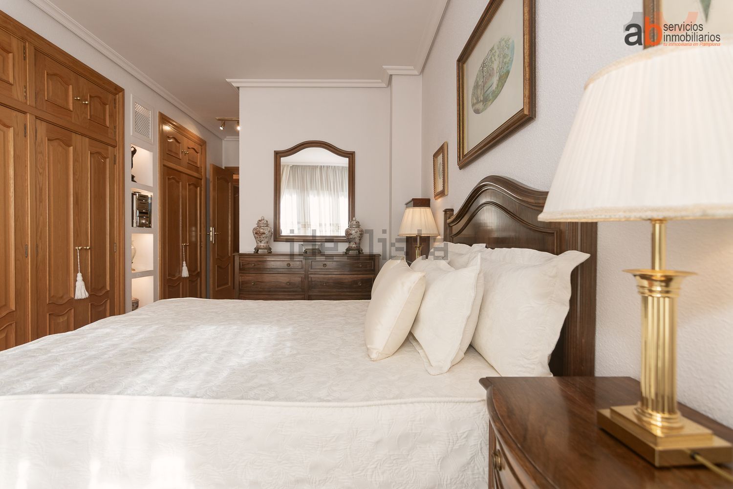 Pis de 130 m² a Pamplona
