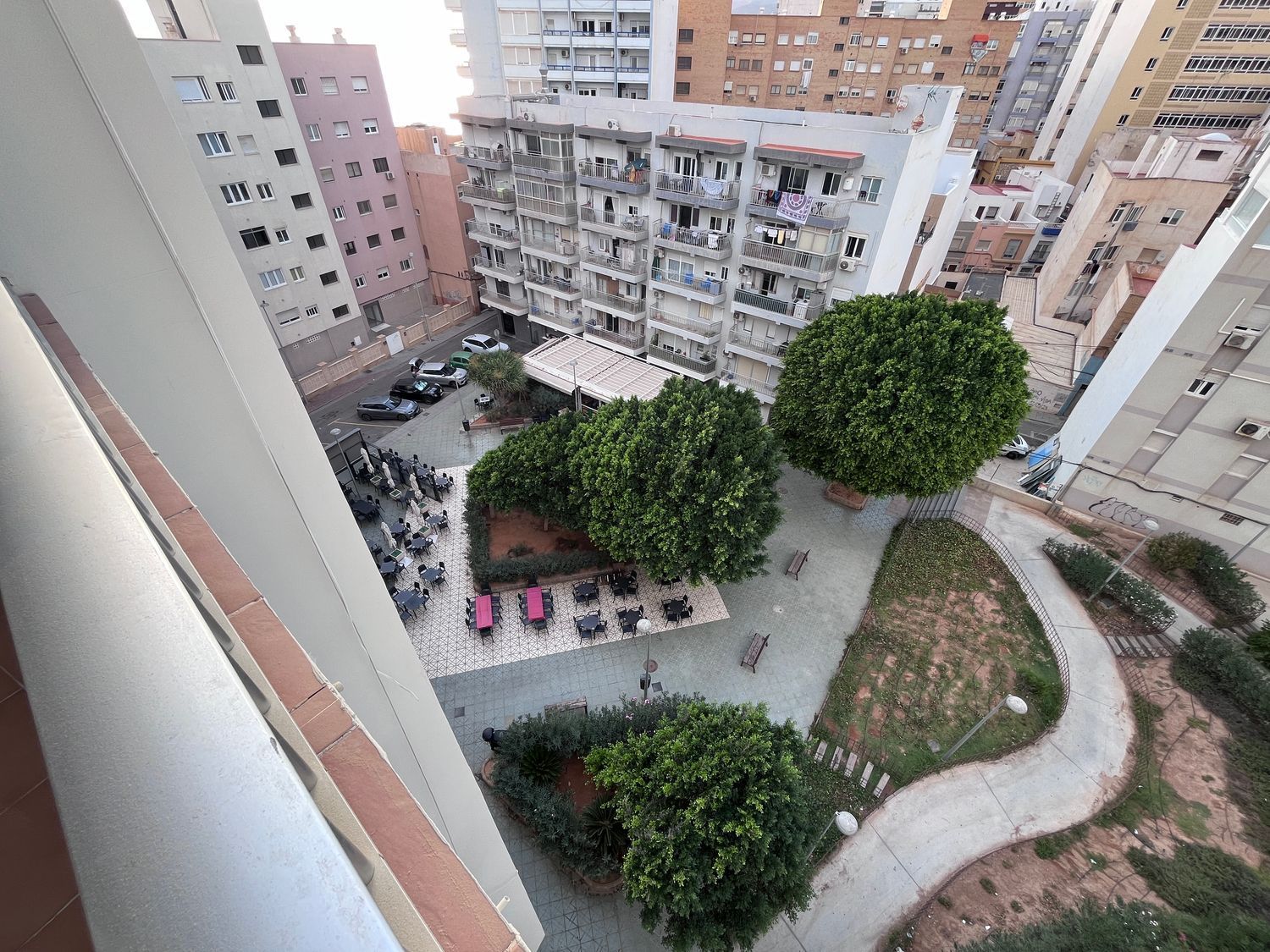 Piso de 90 m² en Almería