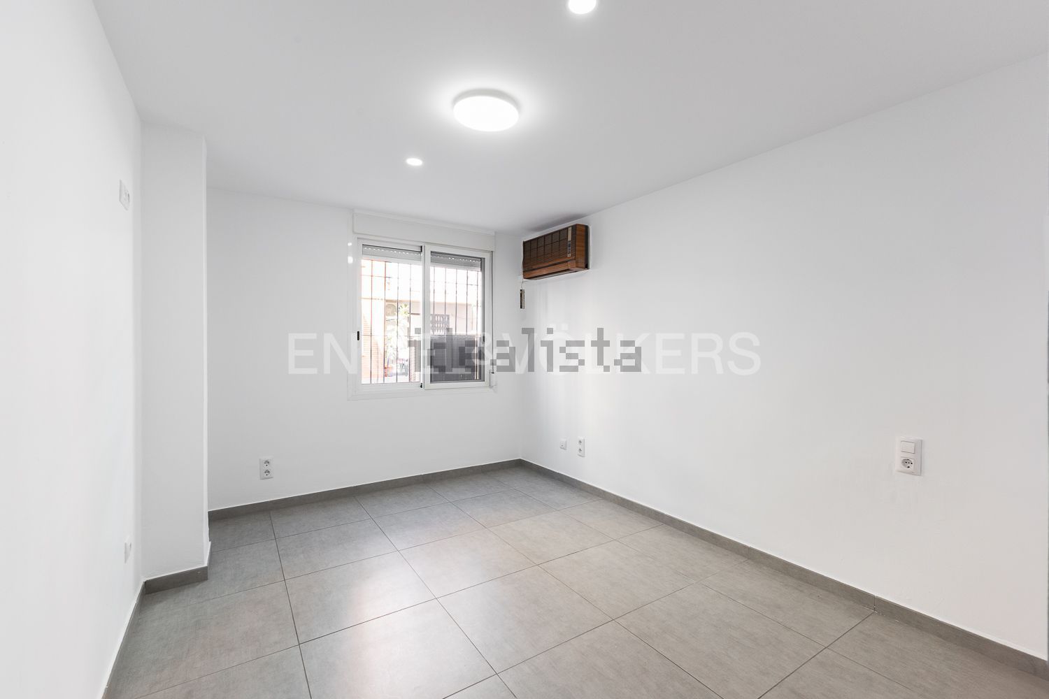 Pis de 77 m² a València