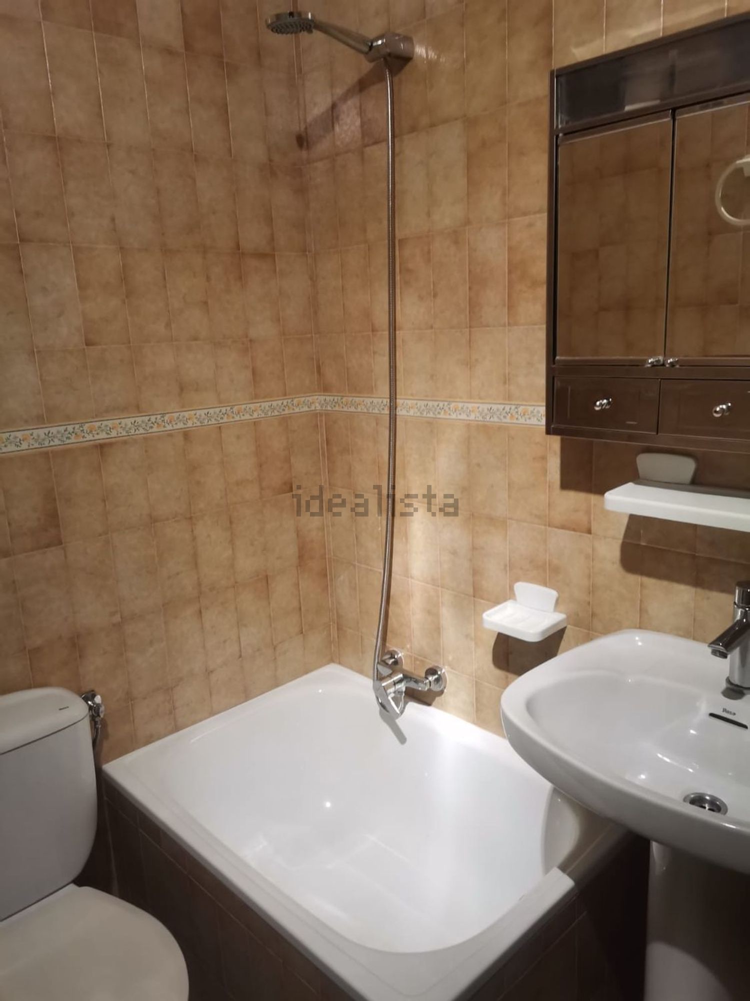 Pis de 121 m² a Baza