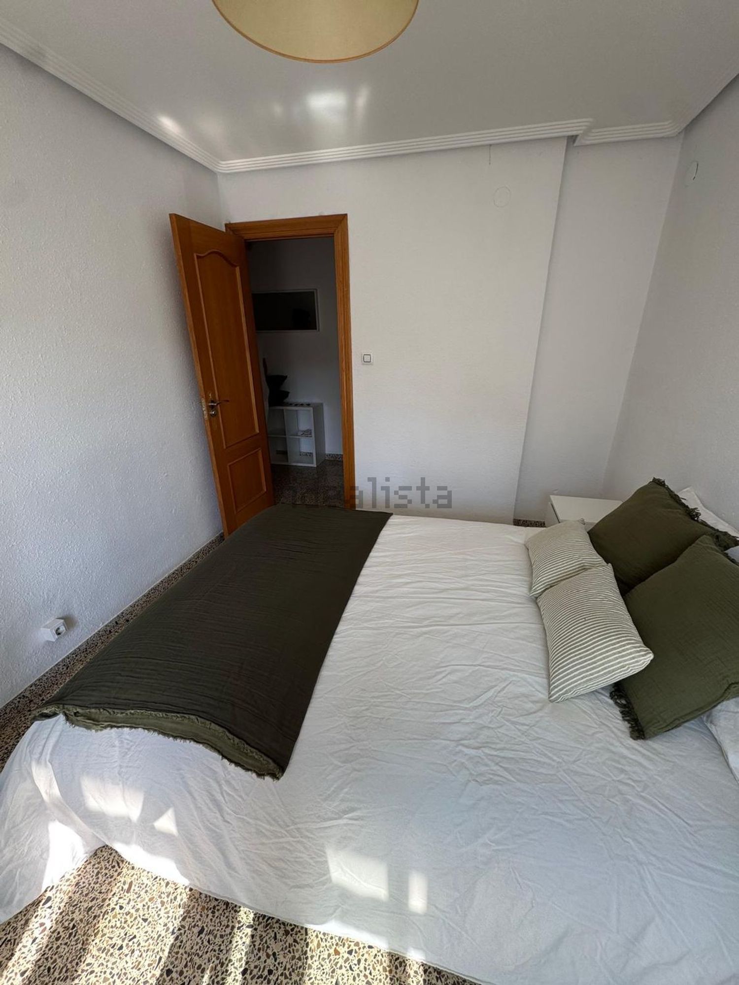 Habitació de lloguer, Llíria