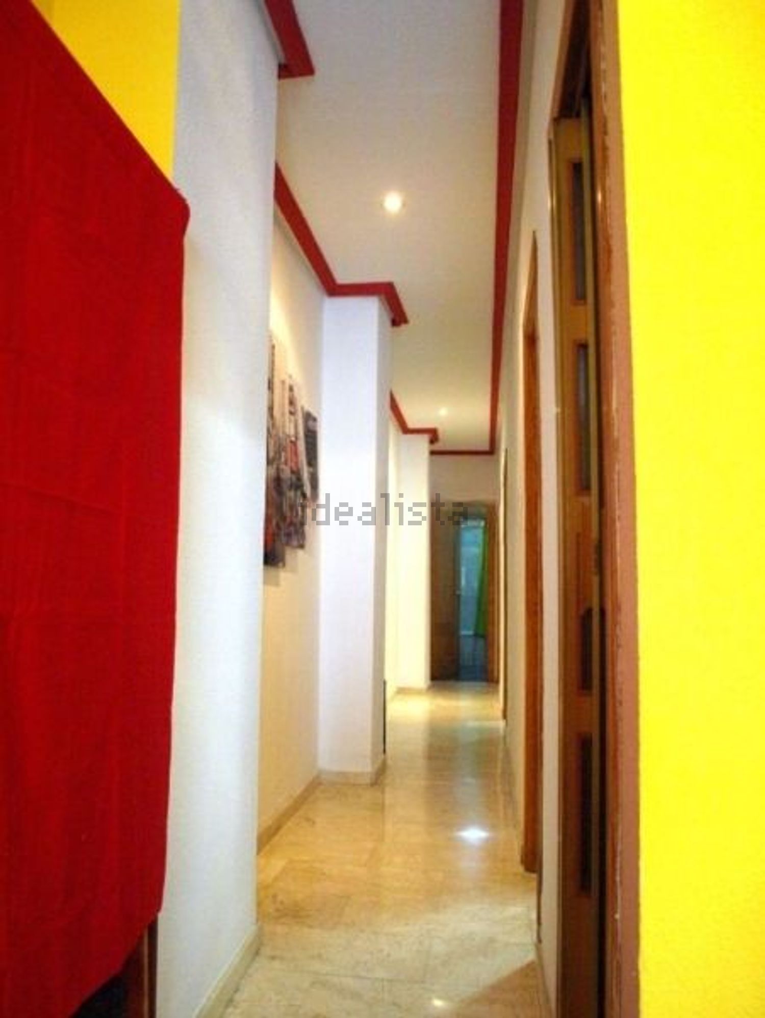 Piso de 100 m² en Granada