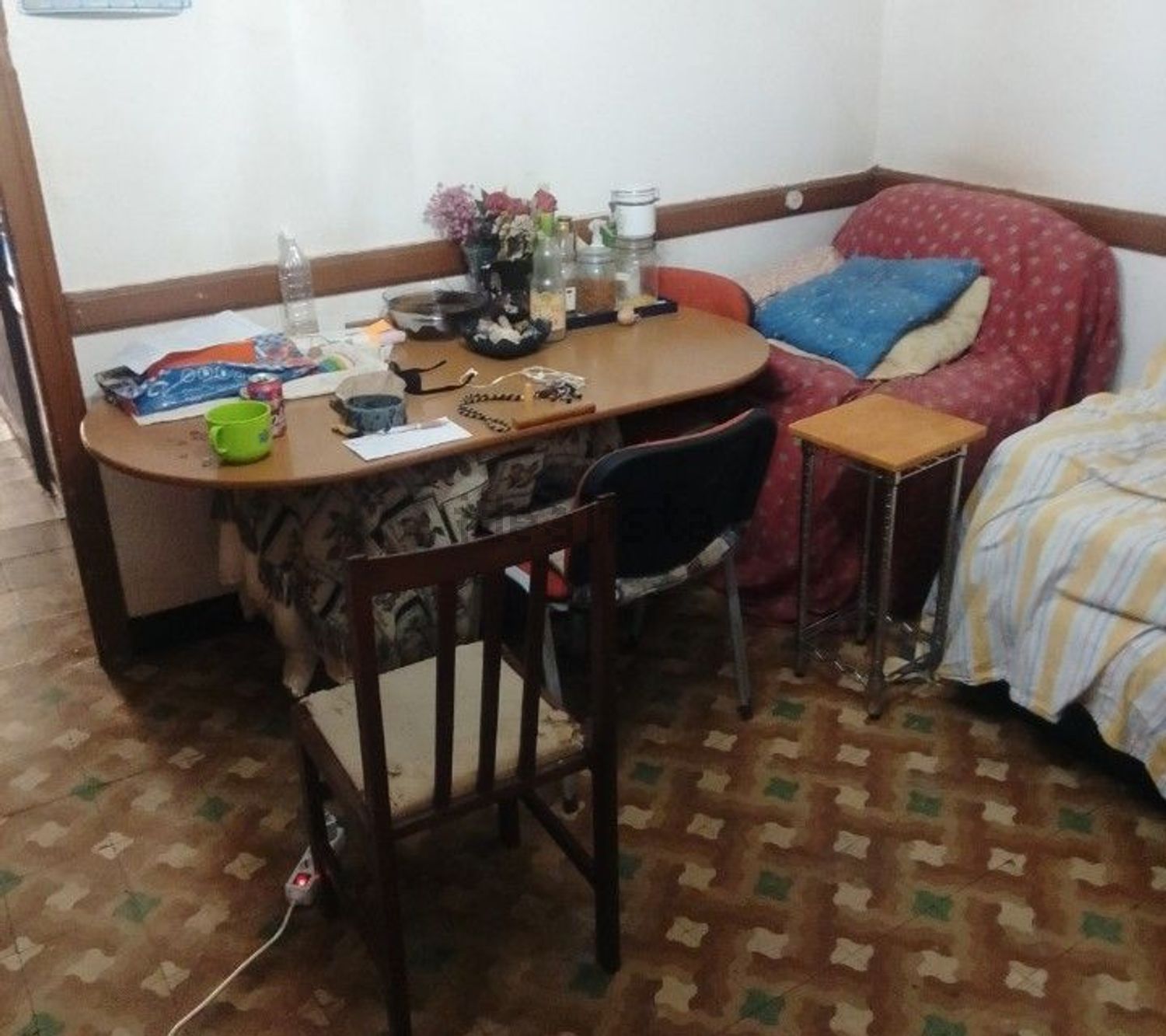 Habitació de lloguer, Bell-lloc d'Urgell