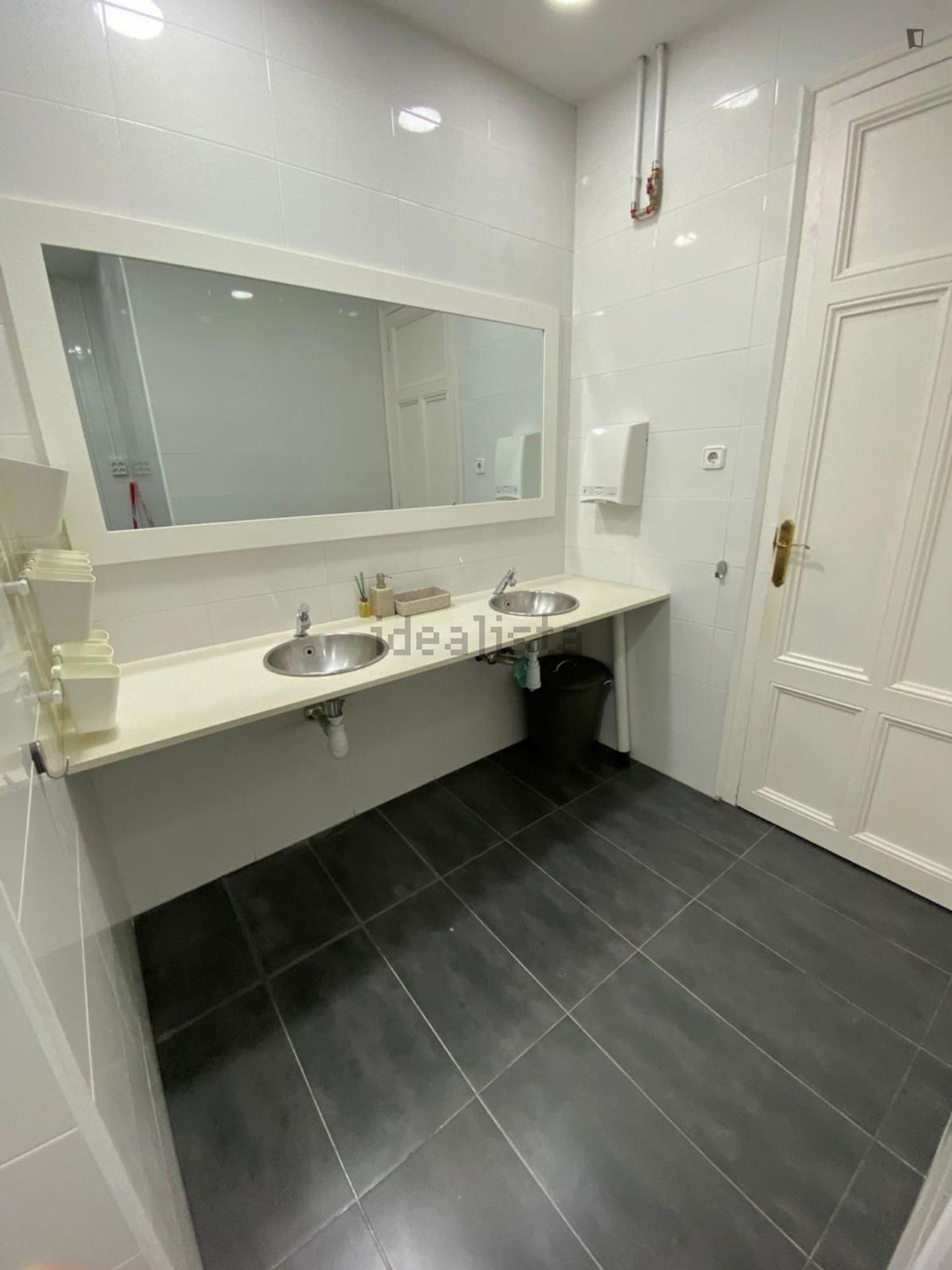 Room for rent, Barcelona