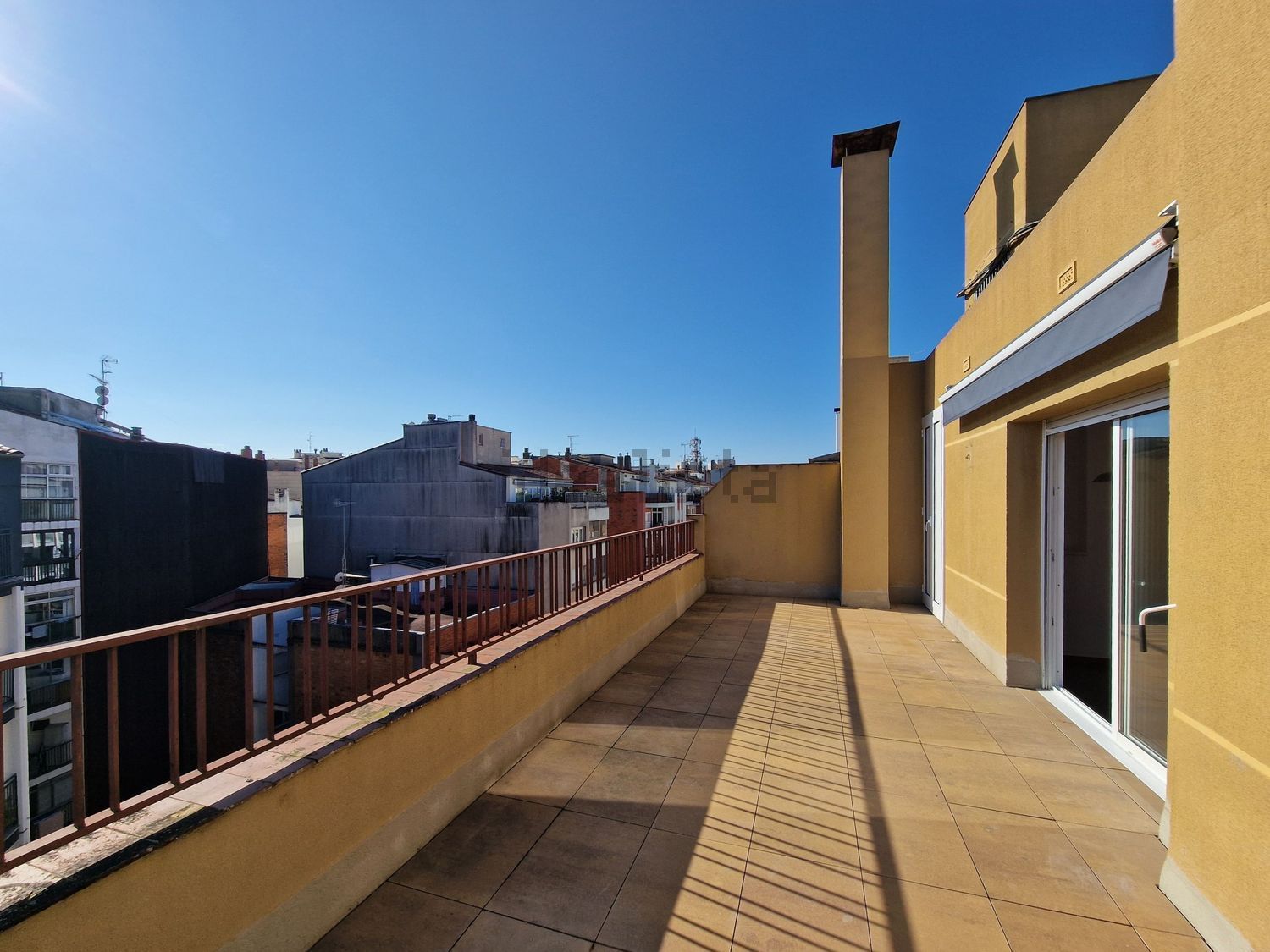 Flat 102 m² in Girona