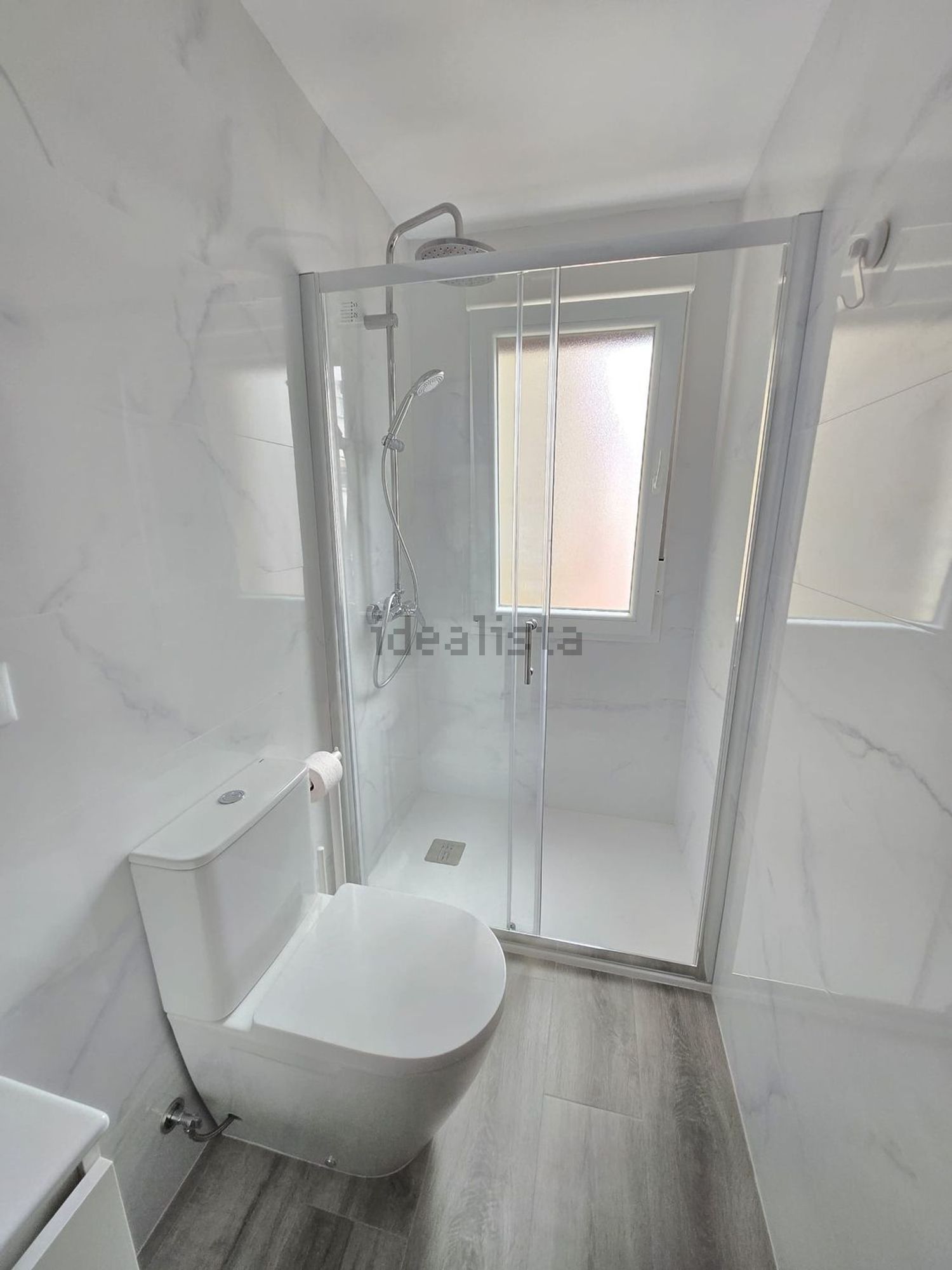 Chambre à louer, Gijón / Xixón