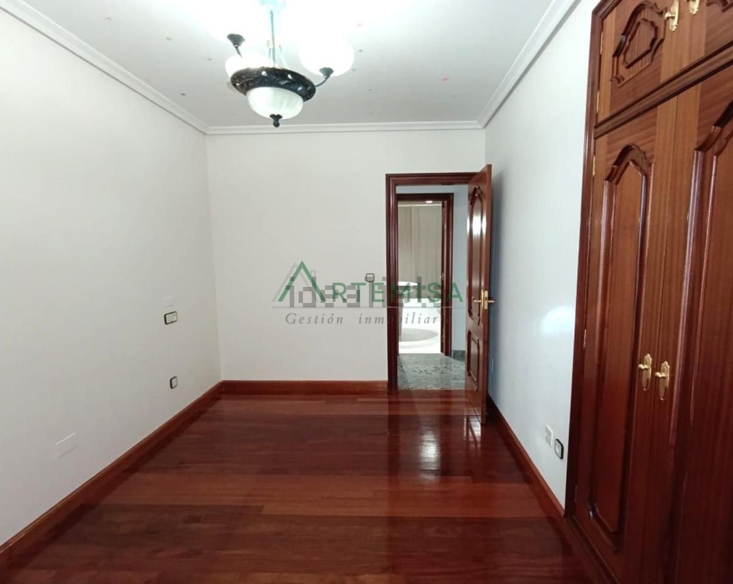 Pis de 90 m² a Ferrol
