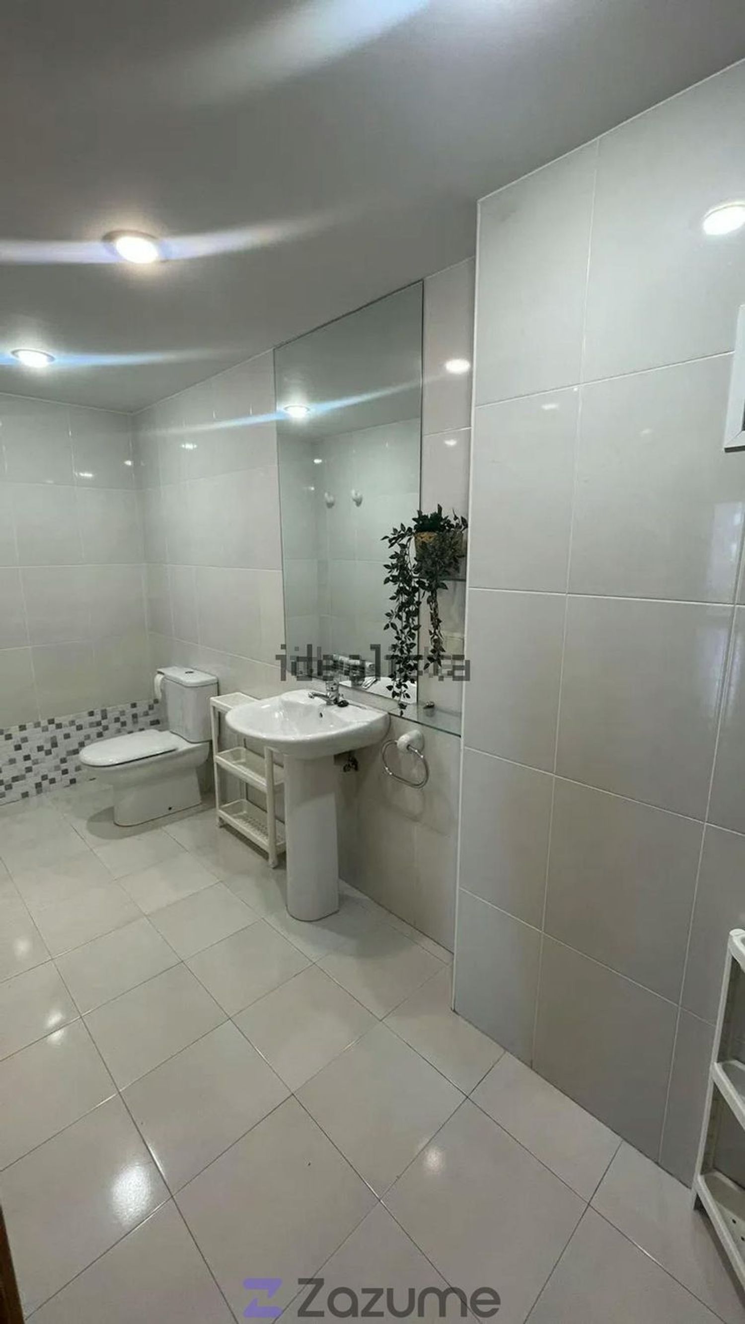 Casa de 300 m² a Pamplona