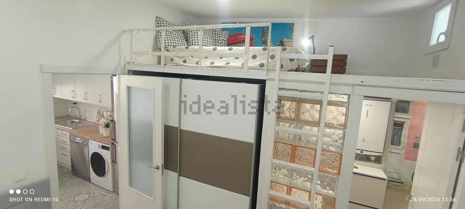 Flat 42 m² in Madrid