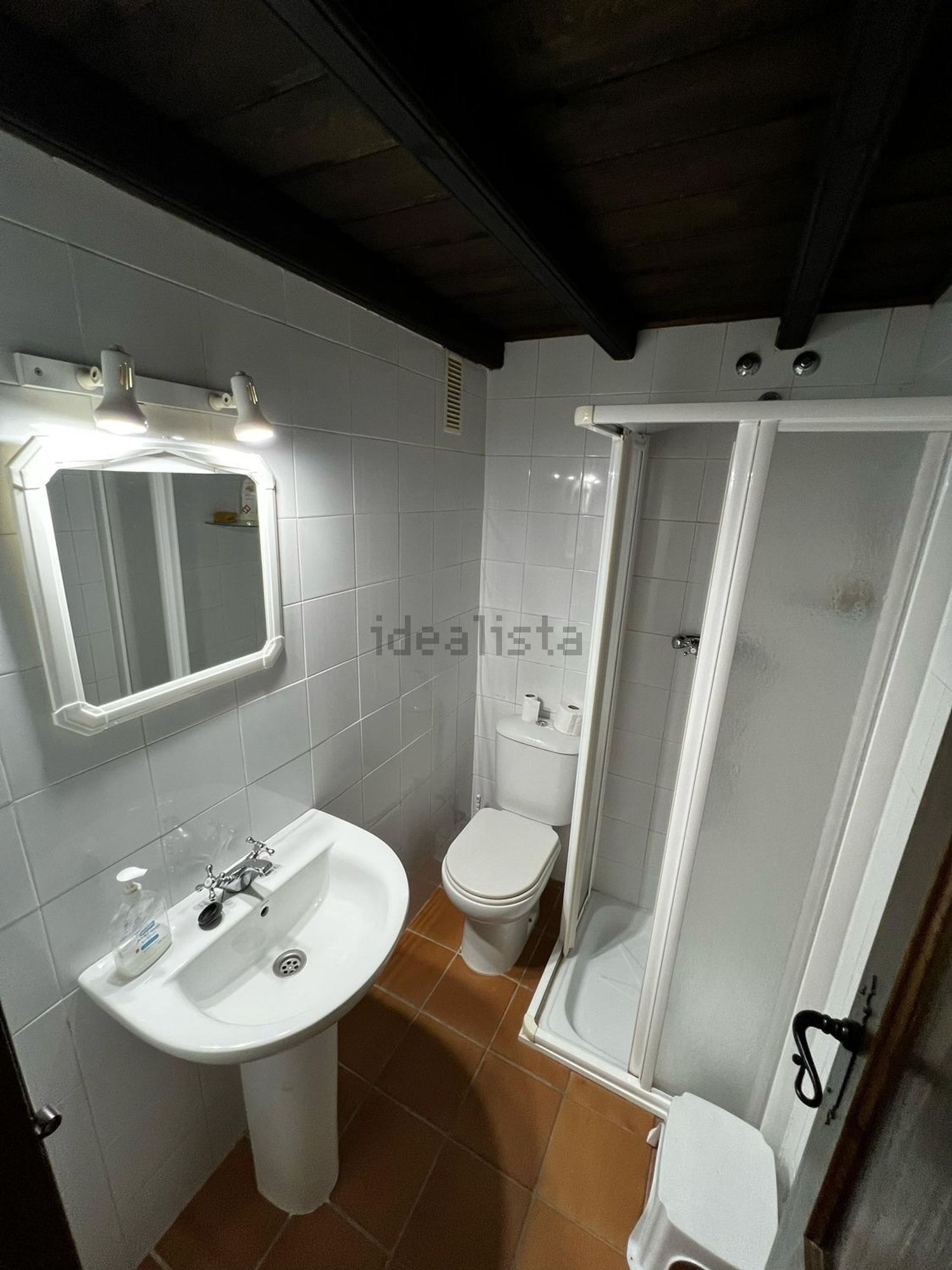 Habitació de lloguer, Almonte