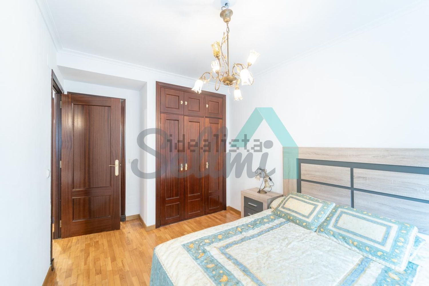Pis de 75 m² a Oviedo