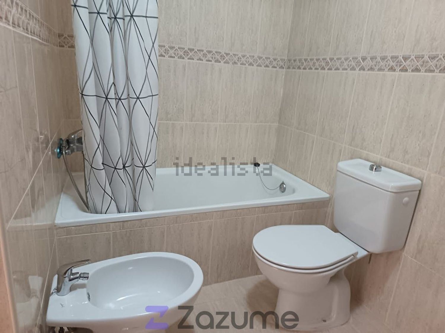 Casa de 233 m² en Yuncler